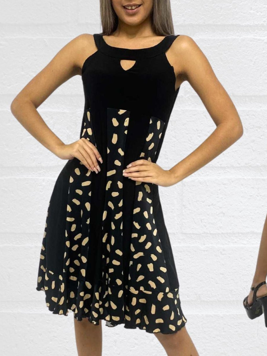 Sleeveless Panel Dress with Scoop Neck - D102