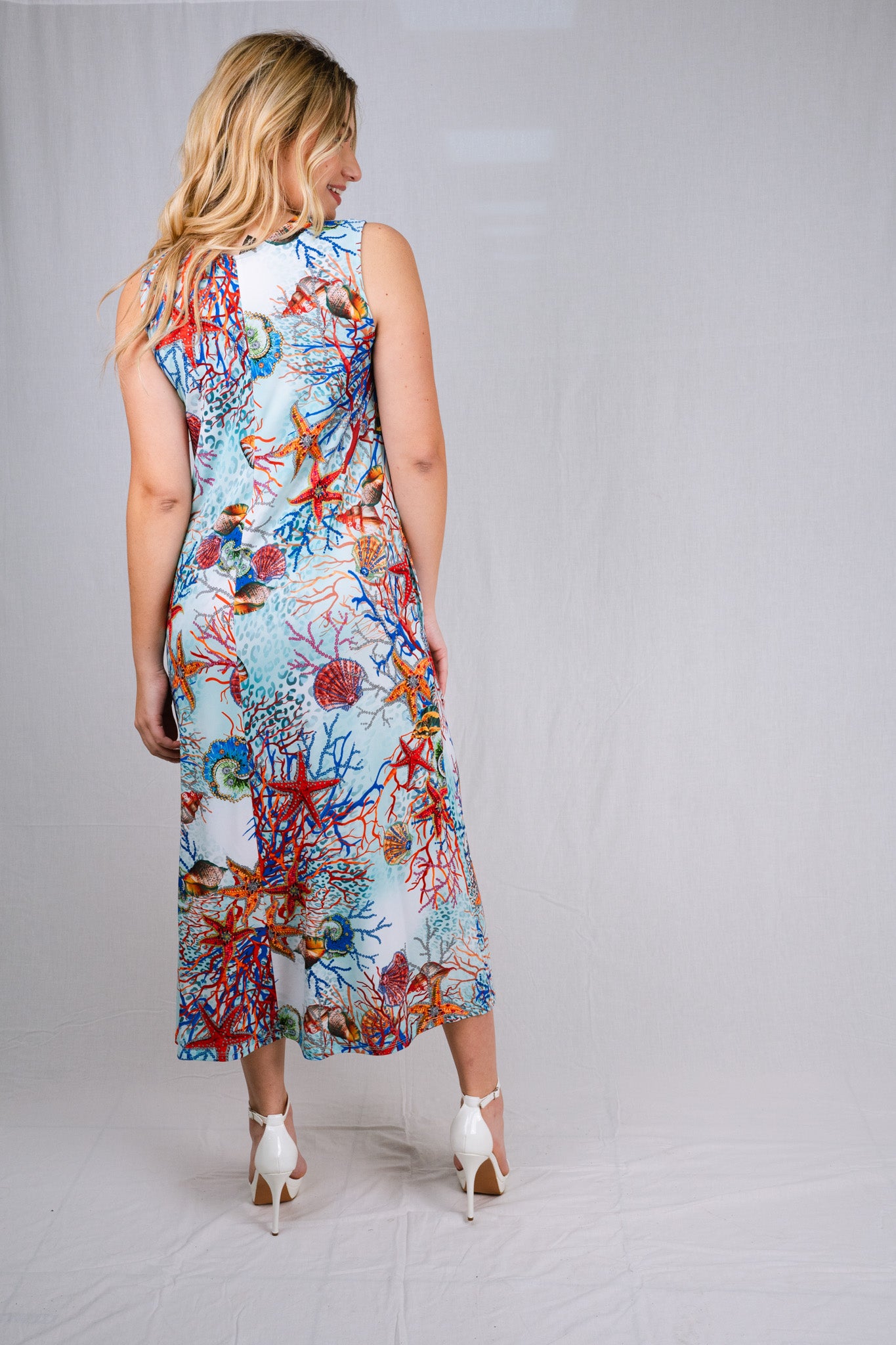 Casual V-neck sleeveless Dress with Pockets - D2059