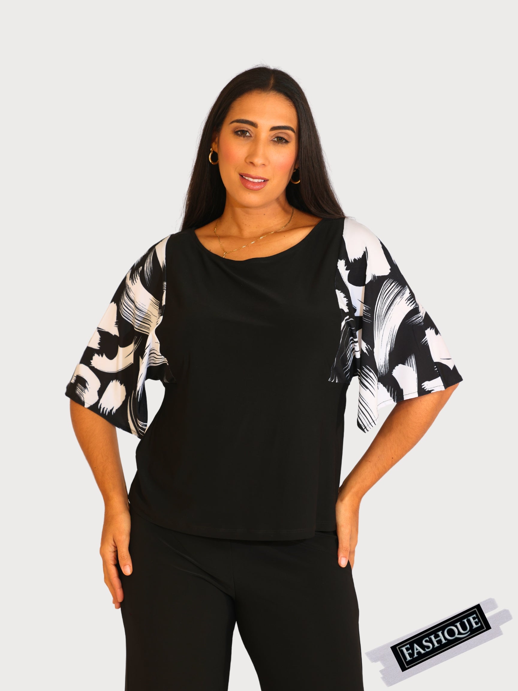 FASHQUE - DIGITAL PRINT Scoop Neck Butterfly Sleeves Top - T2661