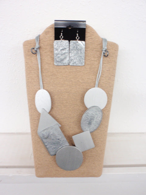 Necklace Set and Earrings