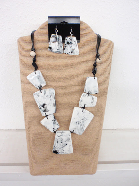 Necklace Set and Earrings